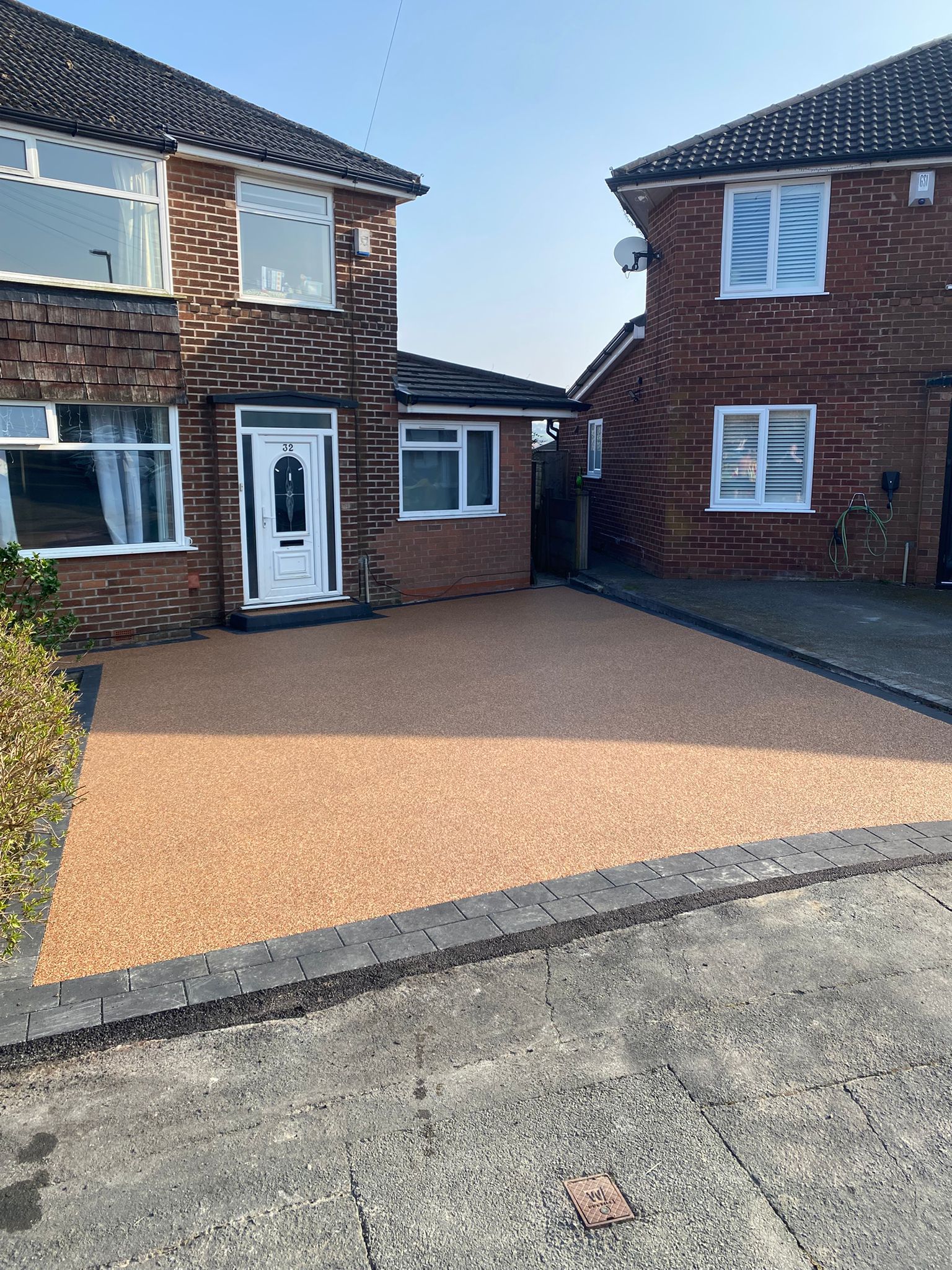 New resin bound driveway on a residential property in Cheshire