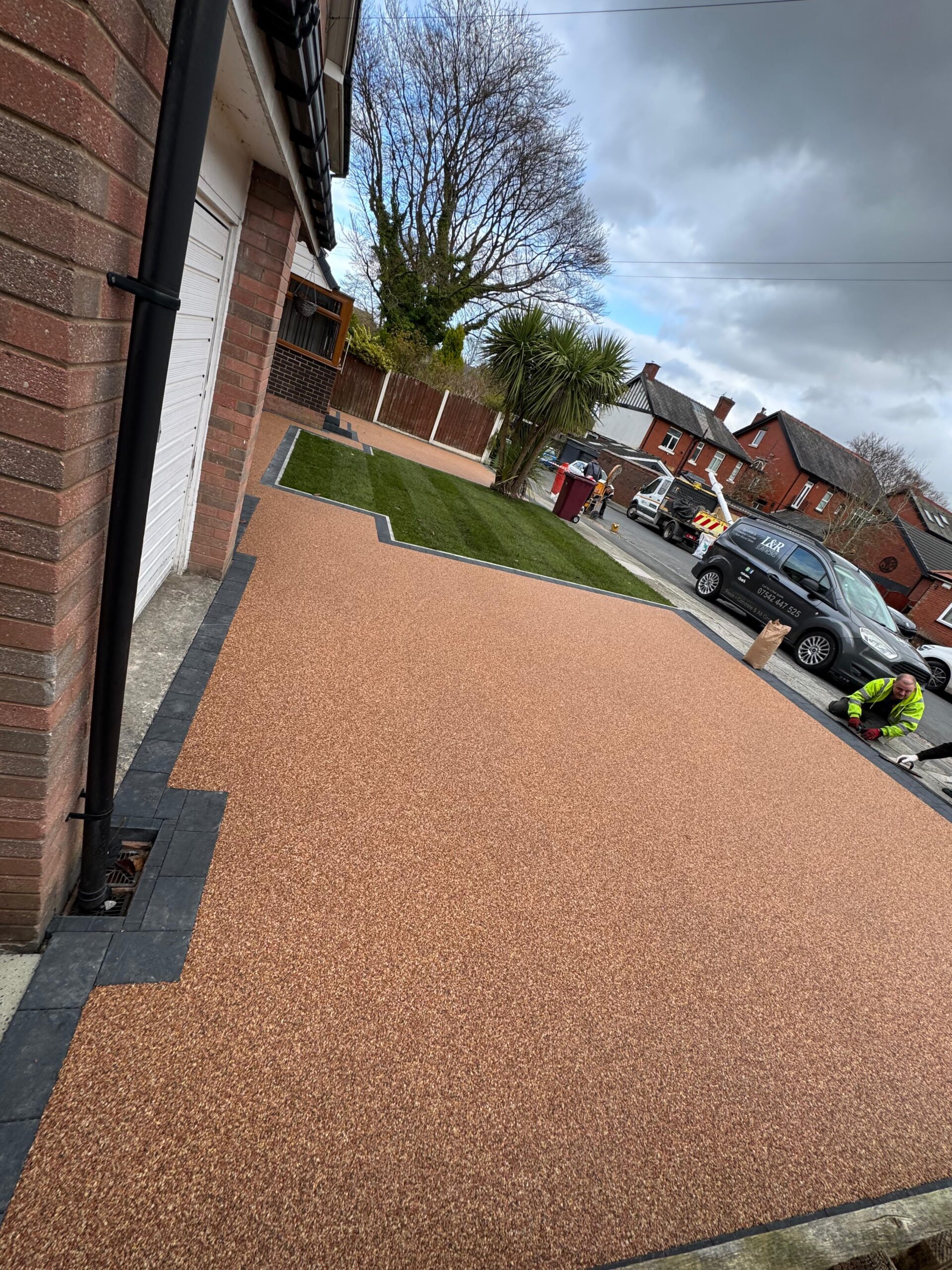 Resin surfacing installed on a Manchester driveway by the L&R Surfacing team